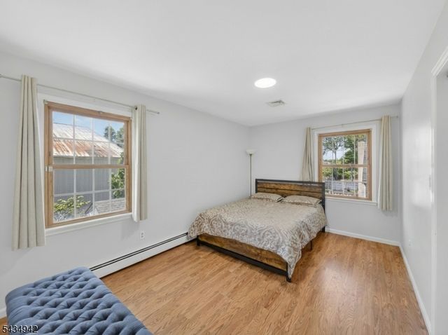 36 Aylin St, Metuchen Boro, NJ 08840
