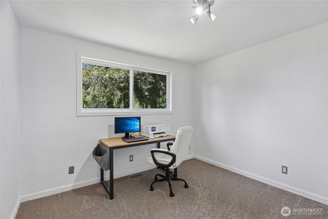 28601 SE 225th Street, Maple Valley, WA 98038