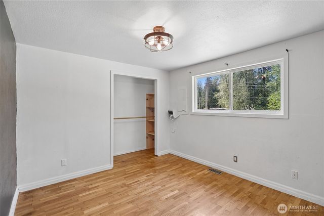28601 SE 225th Street, Maple Valley, WA 98038
