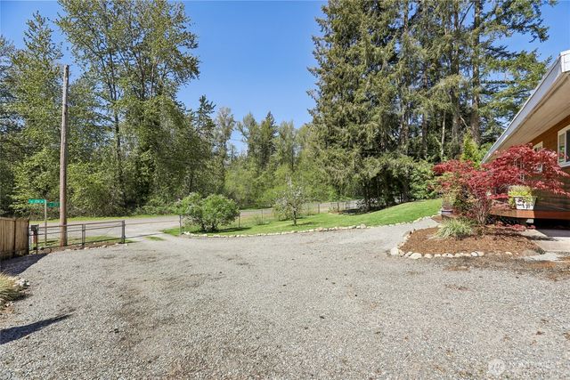 28601 SE 225th Street, Maple Valley, WA 98038