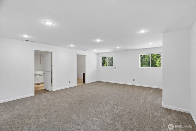 28601 SE 225th Street, Maple Valley, WA 98038