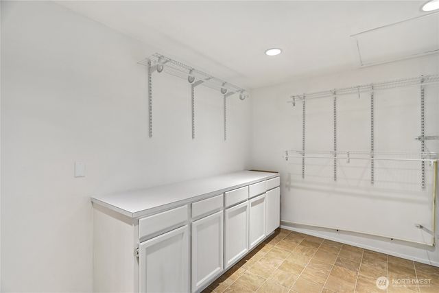 28601 SE 225th Street, Maple Valley, WA 98038