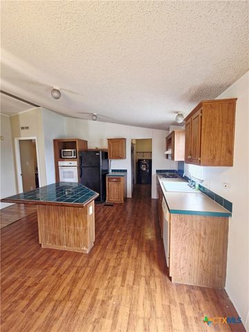 4438 County Road 3220, Kempner, TX 76539