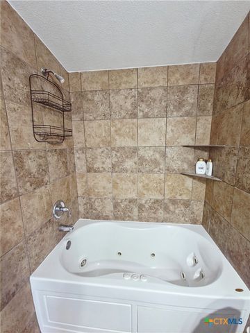 4438 County Road 3220, Kempner, TX 76539