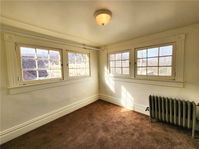 305 Marguerite Ave B, Wilmerding, PA 15148