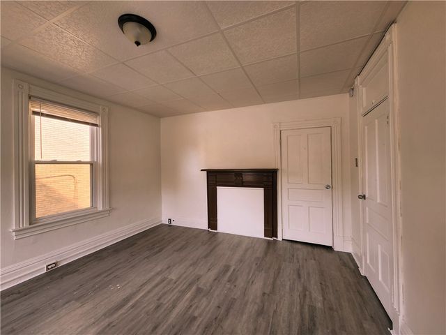 305 Marguerite Ave B, Wilmerding, PA 15148