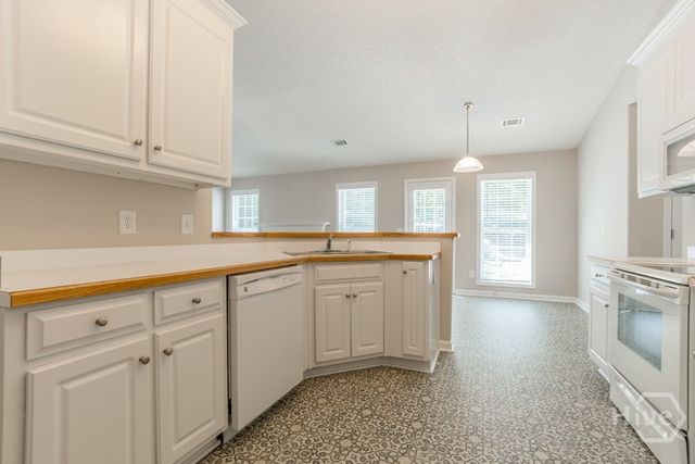 1420 Jefferson Walk Circle, Jefferson, GA 30549