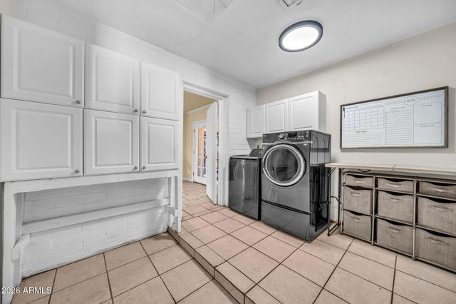 1628 W BLUEFIELD Avenue, Phoenix, AZ 85023