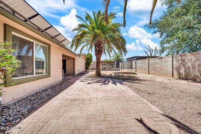 1628 W BLUEFIELD Avenue, Phoenix, AZ 85023