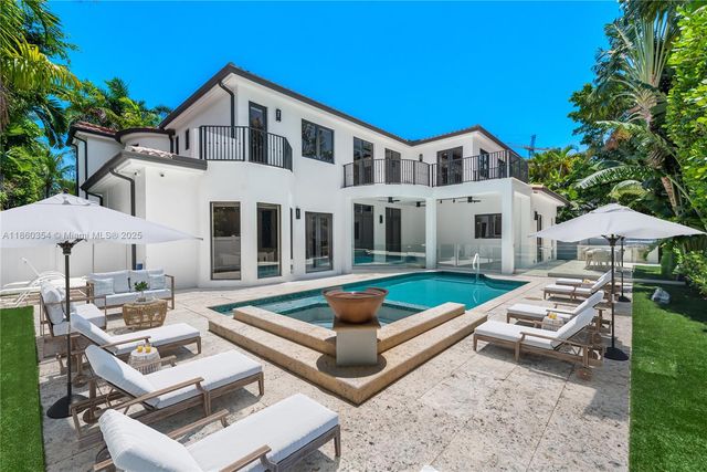 70 Camden Dr, Bal Harbour, FL 33154