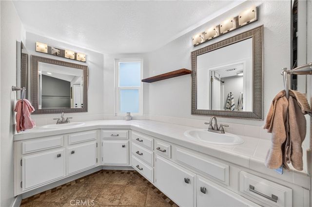 34740 Jennifer, Wildomar, CA 92595