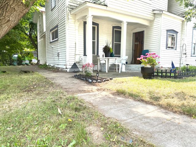 313 W 6th Street, Evart, MI 49631