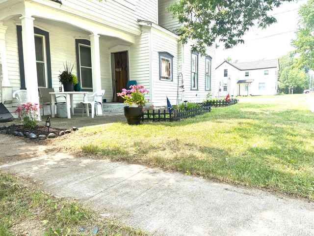 313 W 6th Street, Evart, MI 49631