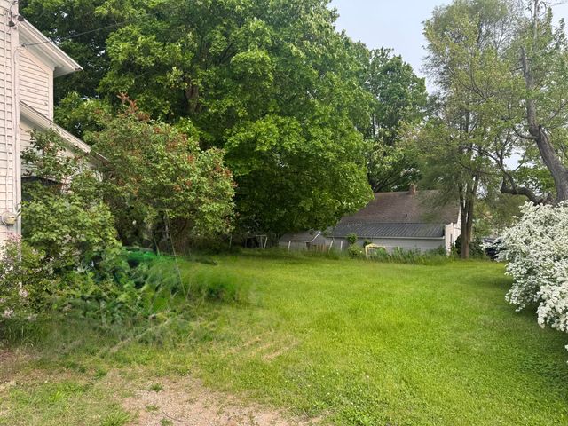 313 W 6th Street, Evart, MI 49631