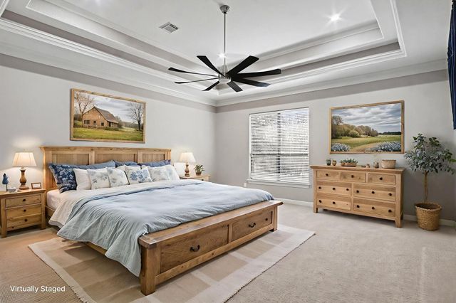 15569 Crown Oaks Drive, Montgomery, TX 77316