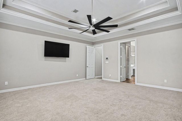 15569 Crown Oaks Drive, Montgomery, TX 77316