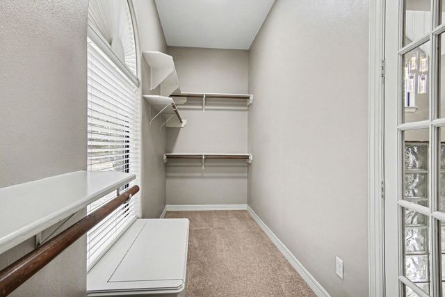 15569 Crown Oaks Drive, Montgomery, TX 77316