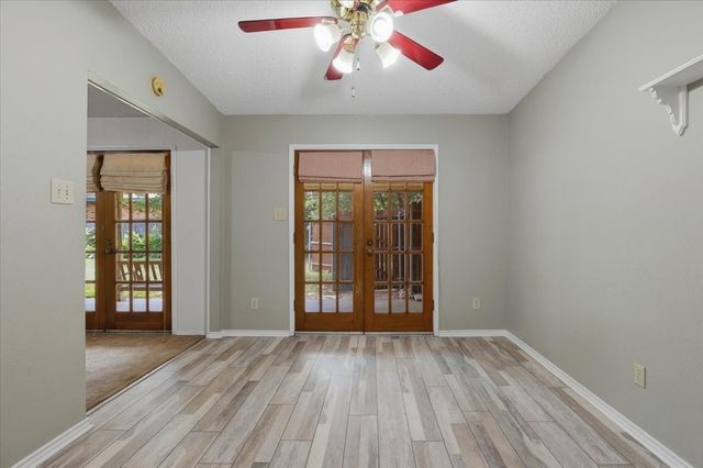 4537 Foxfire Way, Fort Worth, TX 76133