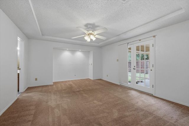 4537 Foxfire Way, Fort Worth, TX 76133