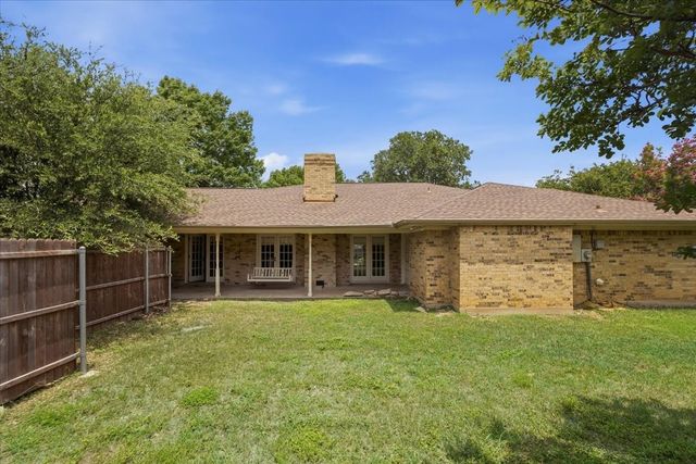 4537 Foxfire Way, Fort Worth, TX 76133