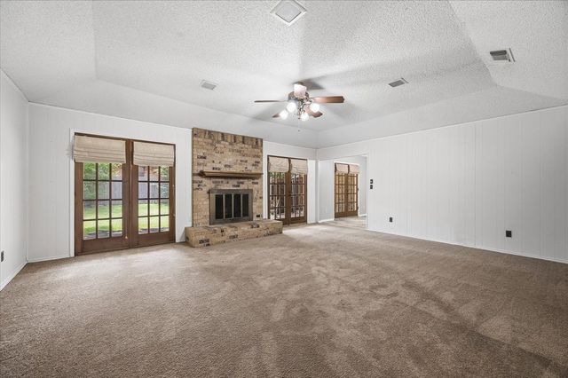 4537 Foxfire Way, Fort Worth, TX 76133