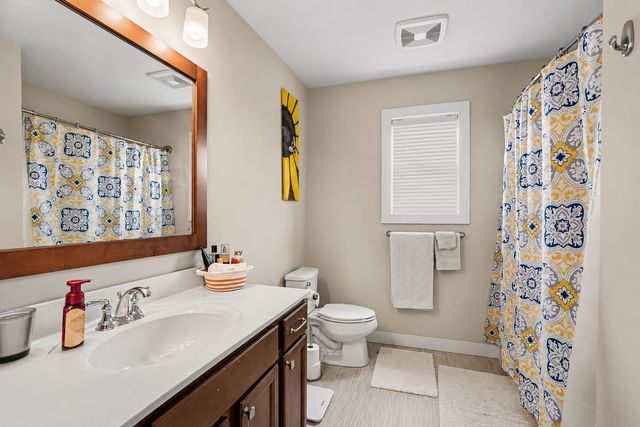 842 Winchester Street, Holland, MI 49423