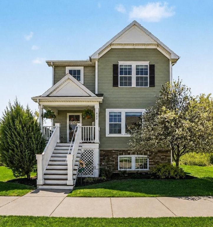 842 Winchester Street, Holland, MI 49423