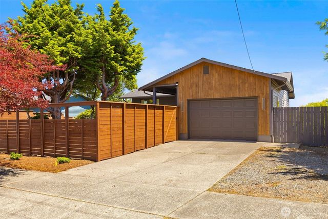 4101 N Vassault Street, Tacoma, WA 98407
