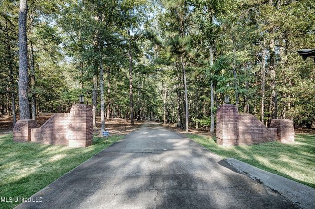 6478 Grants Ferry Road, Brandon, MS 39047