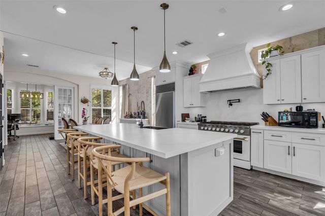 55 S Bethany Bend Circle, The Woodlands, TX 77382