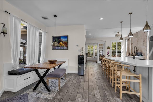 55 S Bethany Bend Circle, The Woodlands, TX 77382