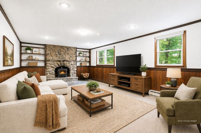 10 Beaver Brook Road, Littleton, MA 01460