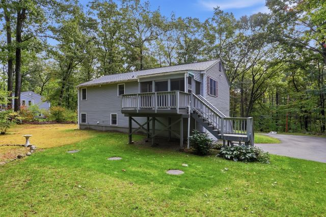 10 Beaver Brook Road, Littleton, MA 01460