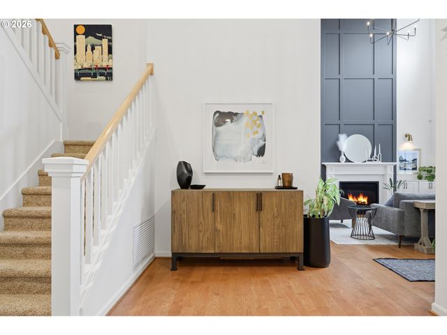 2255 Crestview Dr, West Linn, OR 97068