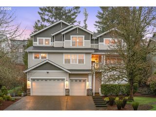 2255 Crestview Dr, West Linn, OR 97068