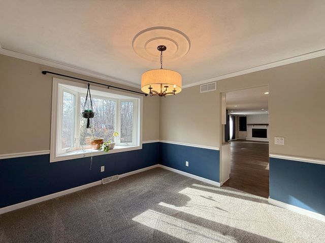 4604 30th Avenue Court, Rock Island, IL 60201