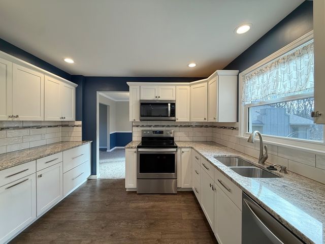 4604 30th Avenue Court, Rock Island, IL 60201