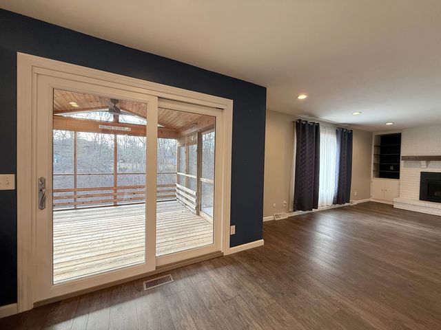 4604 30th Avenue Court, Rock Island, IL 60201