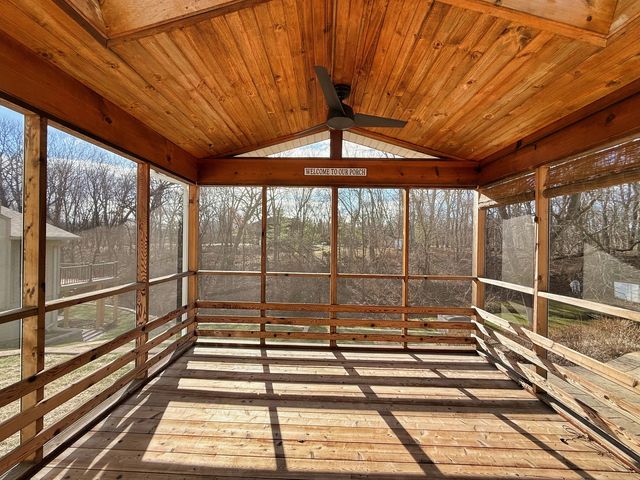 4604 30th Avenue Court, Rock Island, IL 60201