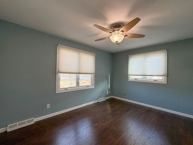 4604 30th Avenue Court, Rock Island, IL 60201