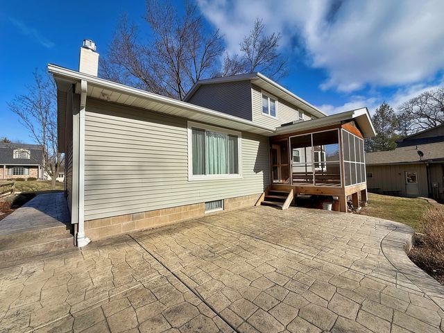 4604 30th Avenue Court, Rock Island, IL 60201