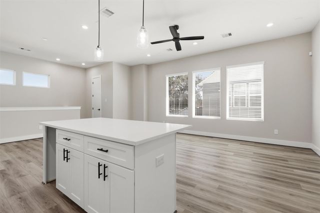 9 Wellford Street F, Houston, TX 77022