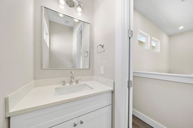 9 Wellford Street F, Houston, TX 77022