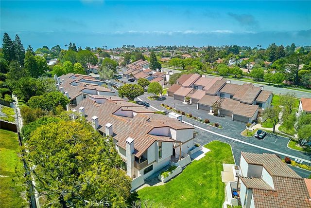 30 Seaview N, Palos Verdes Peninsula, CA 90274
