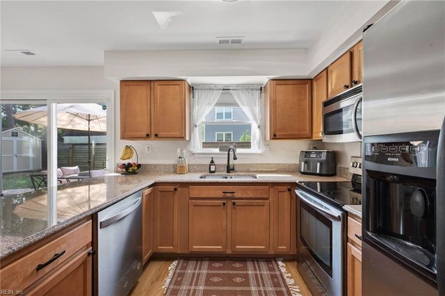 1804 Barkading CT, Virginia Beach, VA 23464