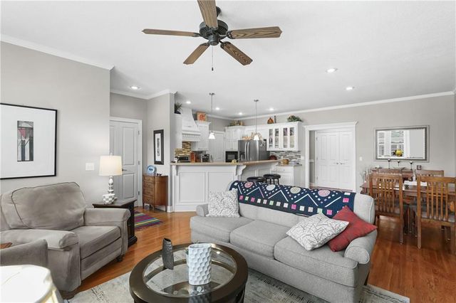 11575 S Bell Court Drive 103, Olathe, KS 66061
