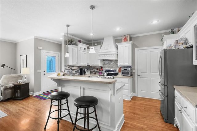 11575 S Bell Court Drive 103, Olathe, KS 66061