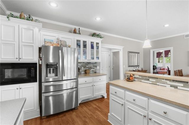 11575 S Bell Court Drive 103, Olathe, KS 66061