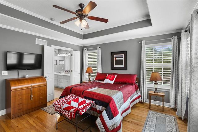 11575 S Bell Court Drive 103, Olathe, KS 66061