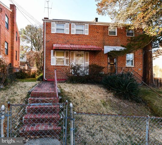 4313 F ST SE, Washington, DC 20019